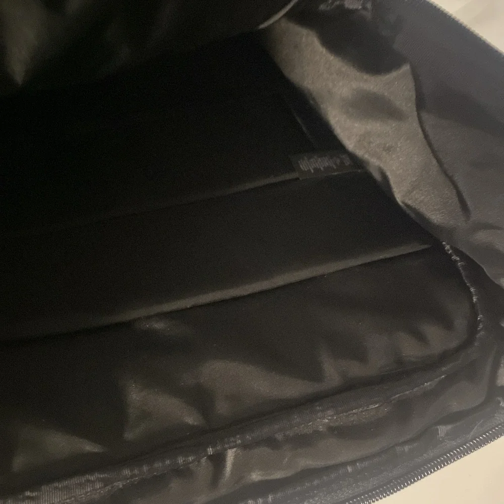 Lululemon More Miles Backpack One Size 25.5L Black 17